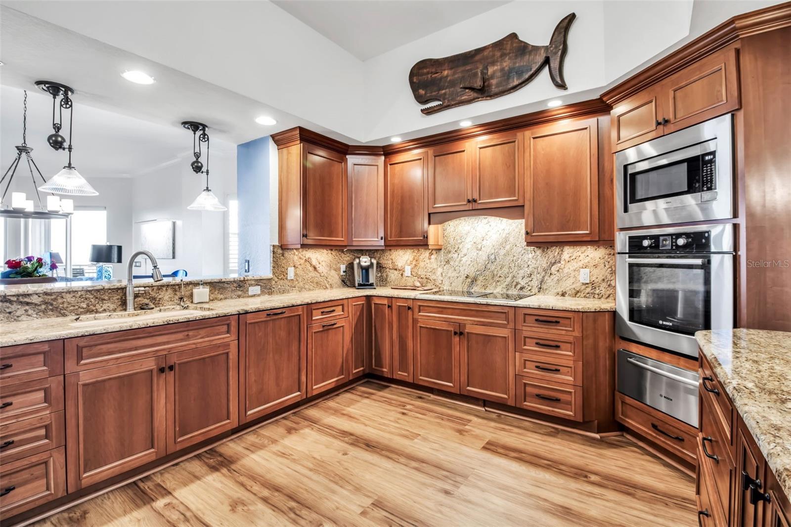 BLACKBURN HARBOR RESIDENCES - Residential