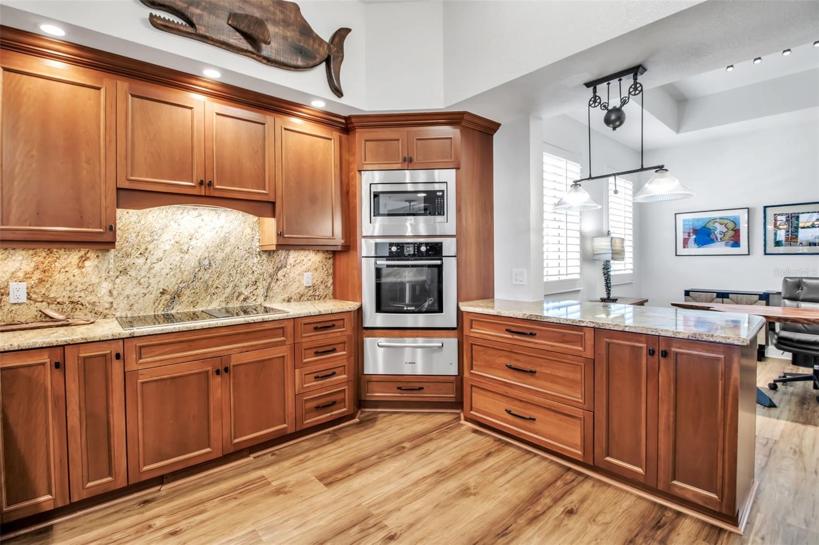 BLACKBURN HARBOR RESIDENCES - Residential