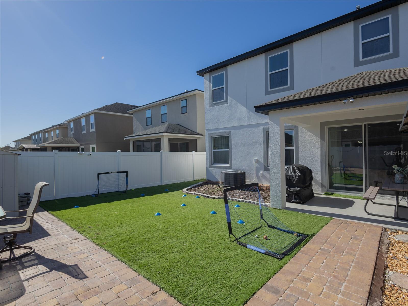 TAPESTRY - Residential