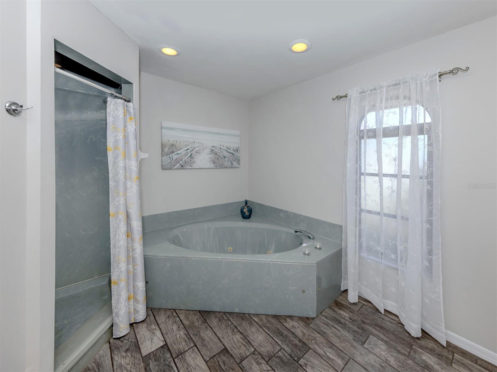 PINEBROOK SOUTH - Residential