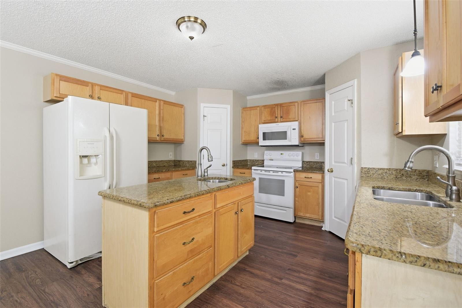 KINGS LAKE PH 2B - Residential