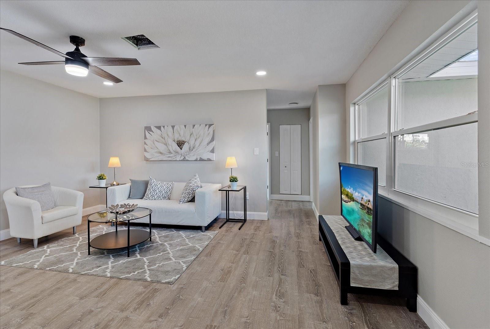 BAY POINT CORR OF - Residential