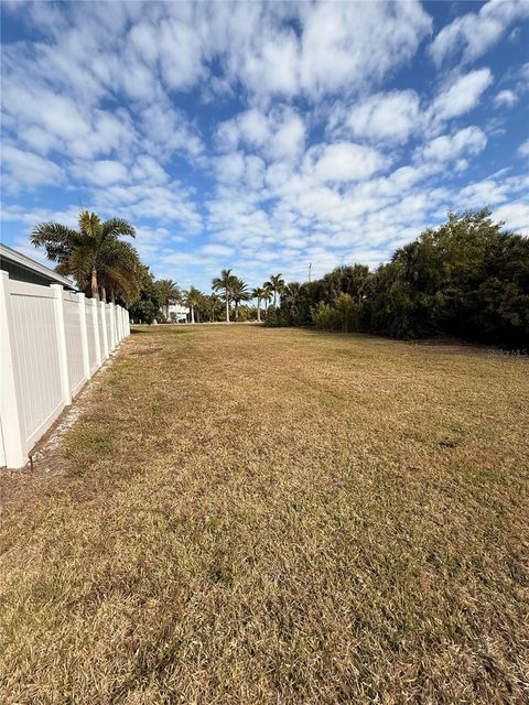 3099 CUSSELL DRIVE ST JAMES CITY FL 33956
