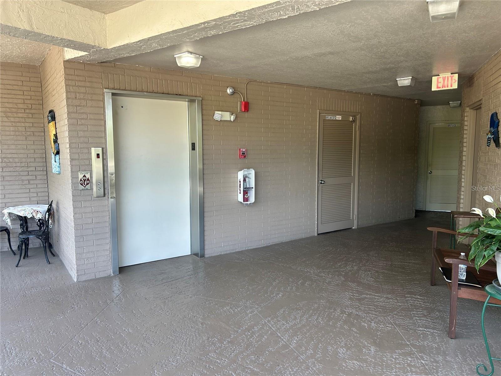 TERRACE PARK OF FIVE TOWNS - Residential