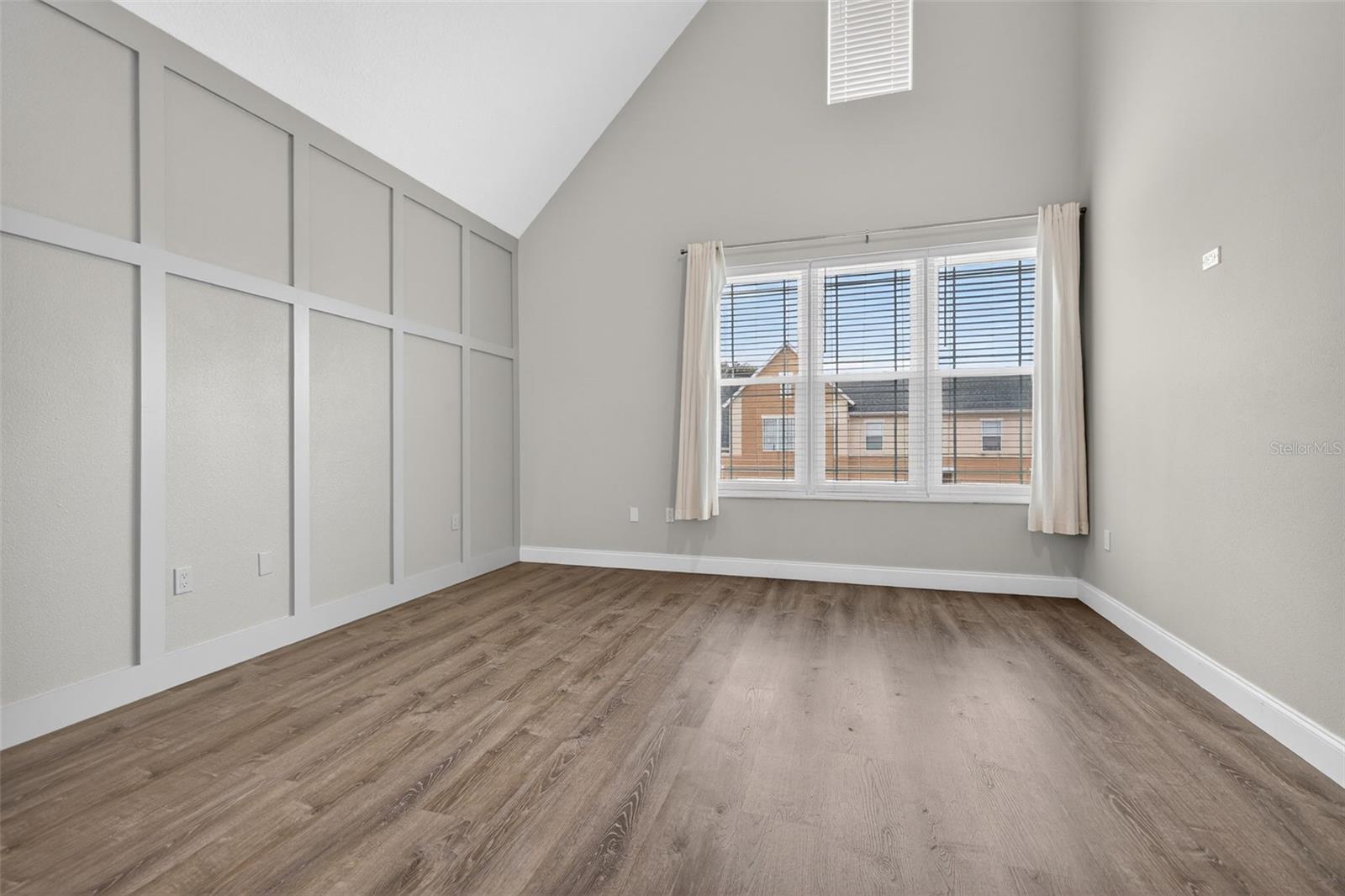 LAS PALMAS TWNHMS - Residential Lease