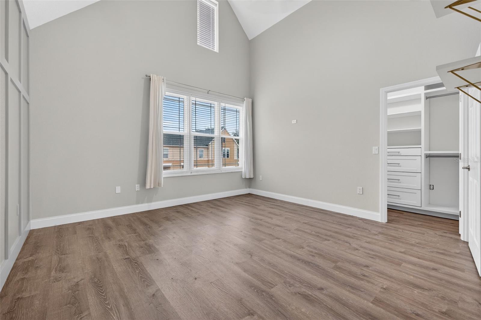 LAS PALMAS TWNHMS - Residential Lease