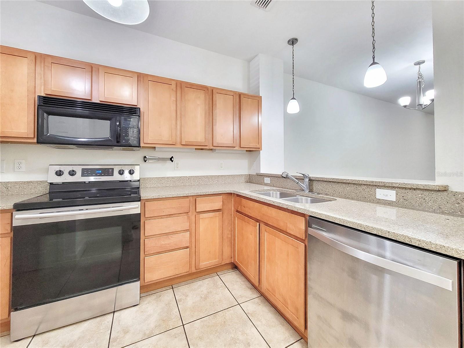 2508 SW 35TH PLACE N83
