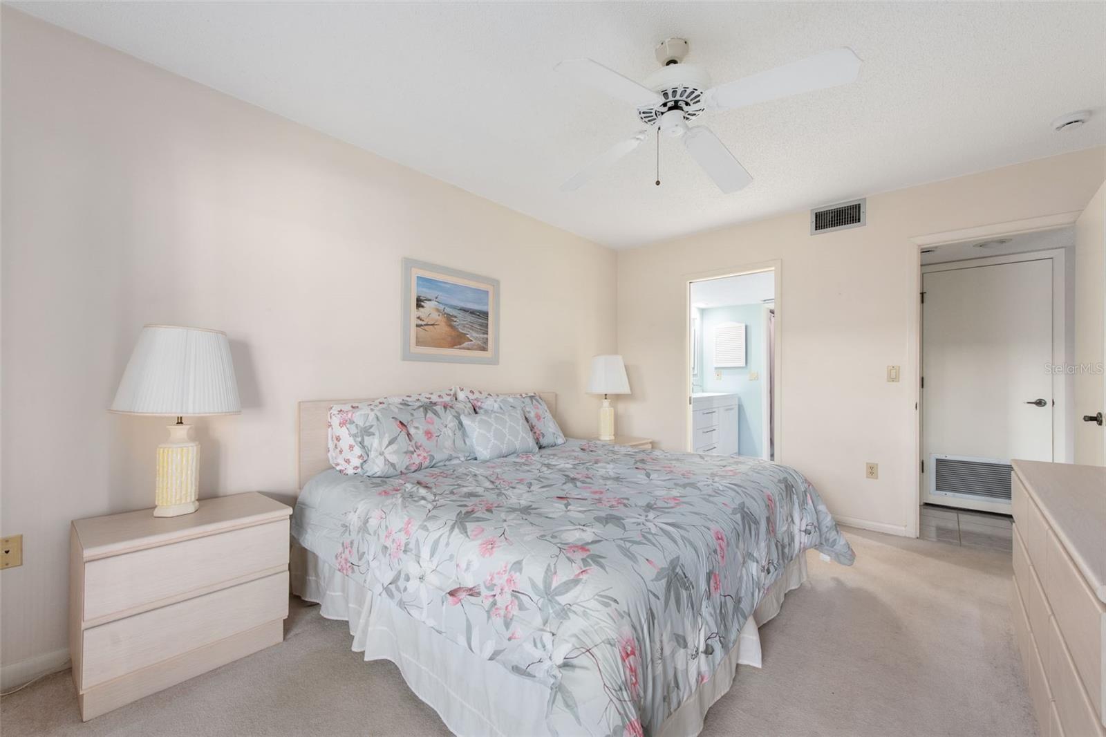 MANASOTA BEACH GRDS III - Residential