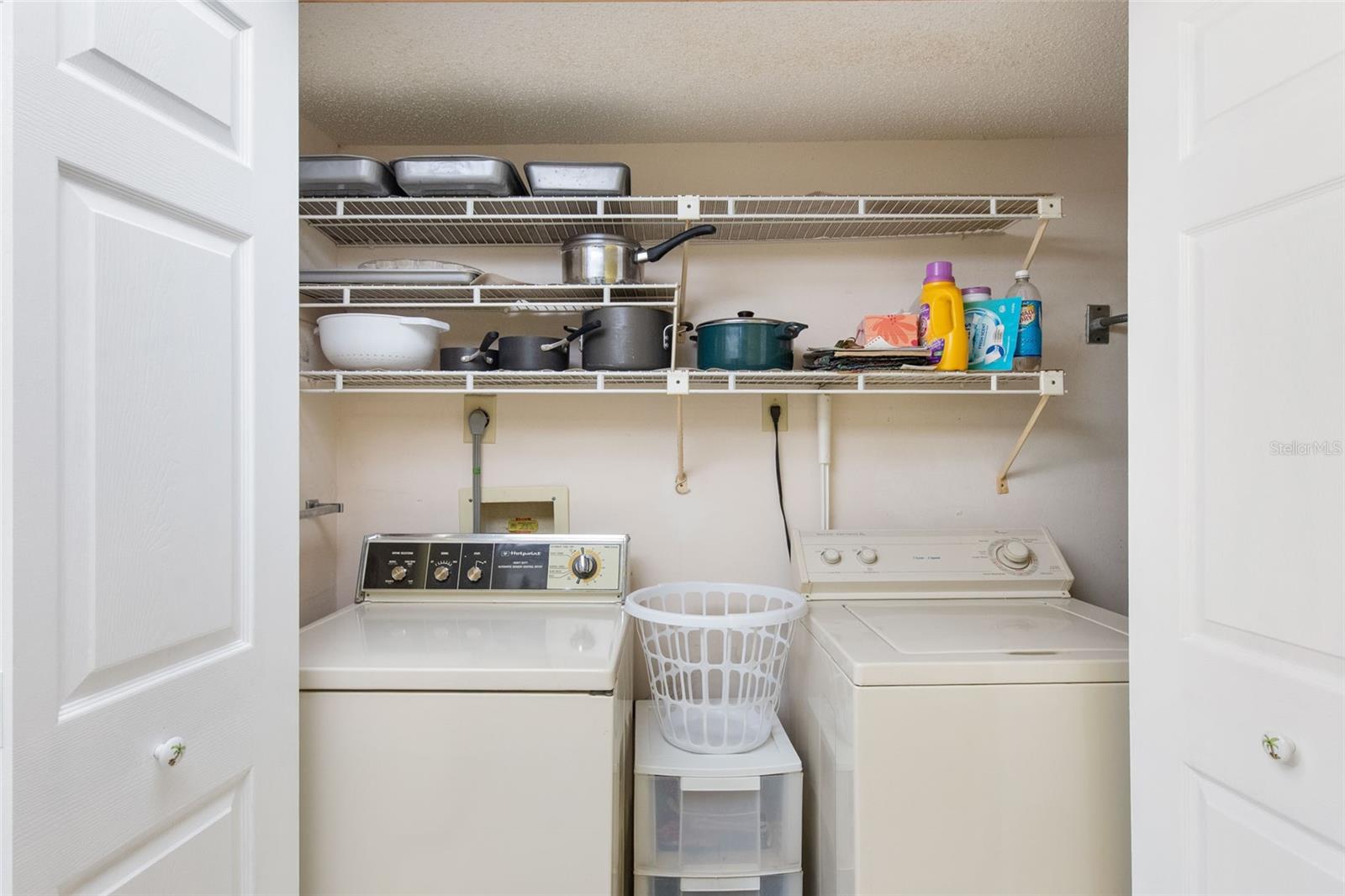 MANASOTA BEACH GRDS III - Residential