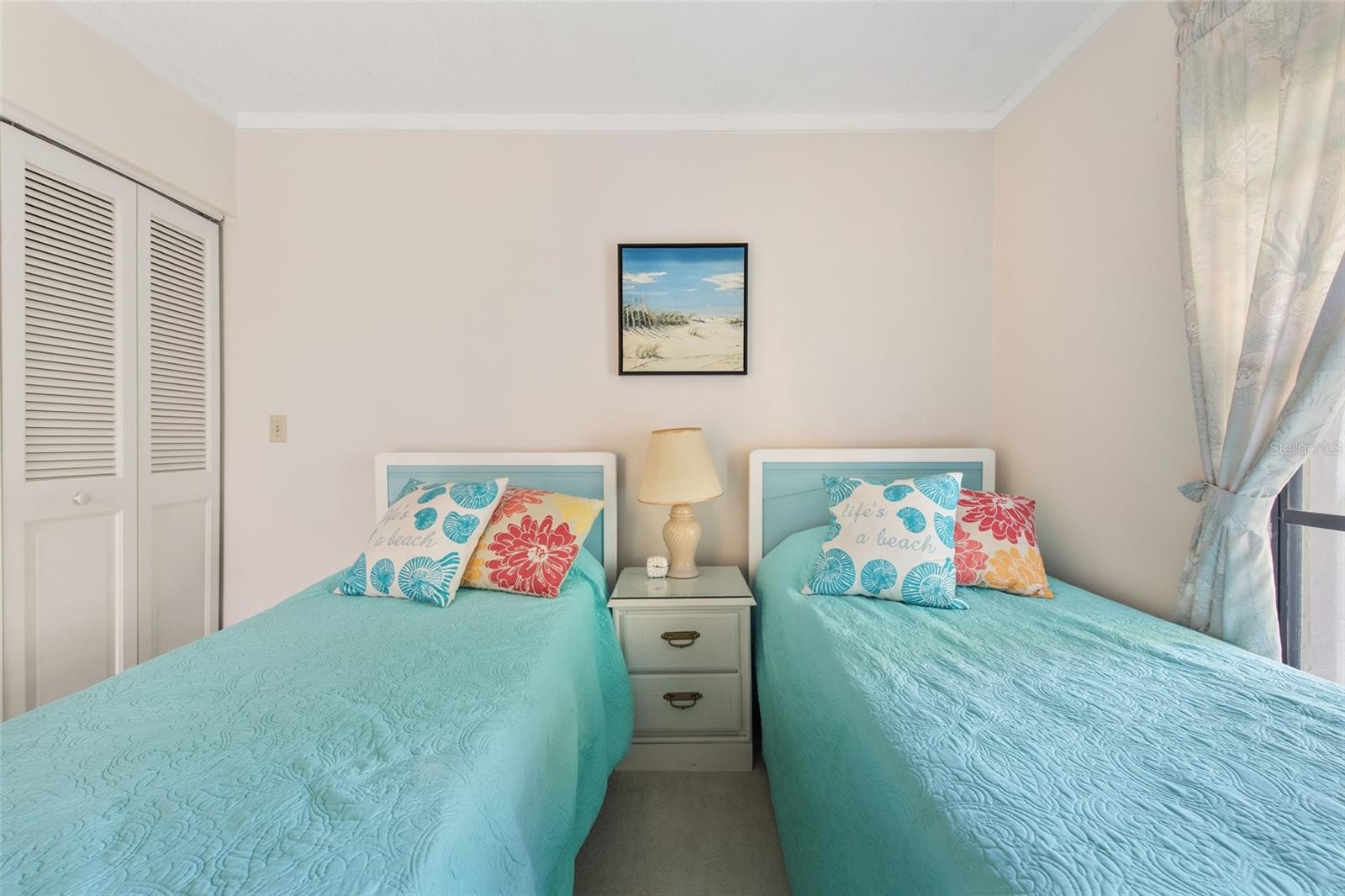 MANASOTA BEACH GRDS III - Residential