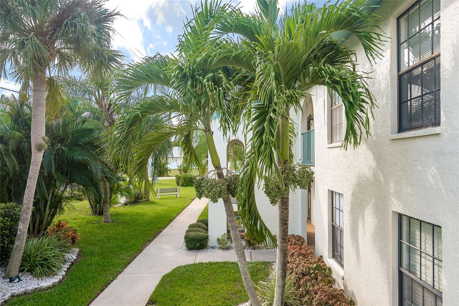 MANASOTA BEACH GRDS III - Residential