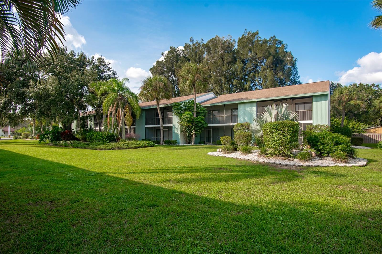 MANASOTA BEACH GRDS III - Residential