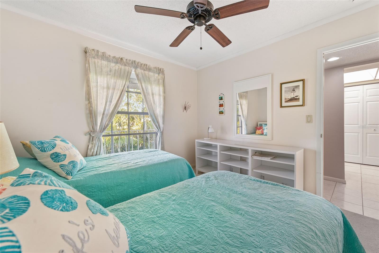 MANASOTA BEACH GRDS III - Residential