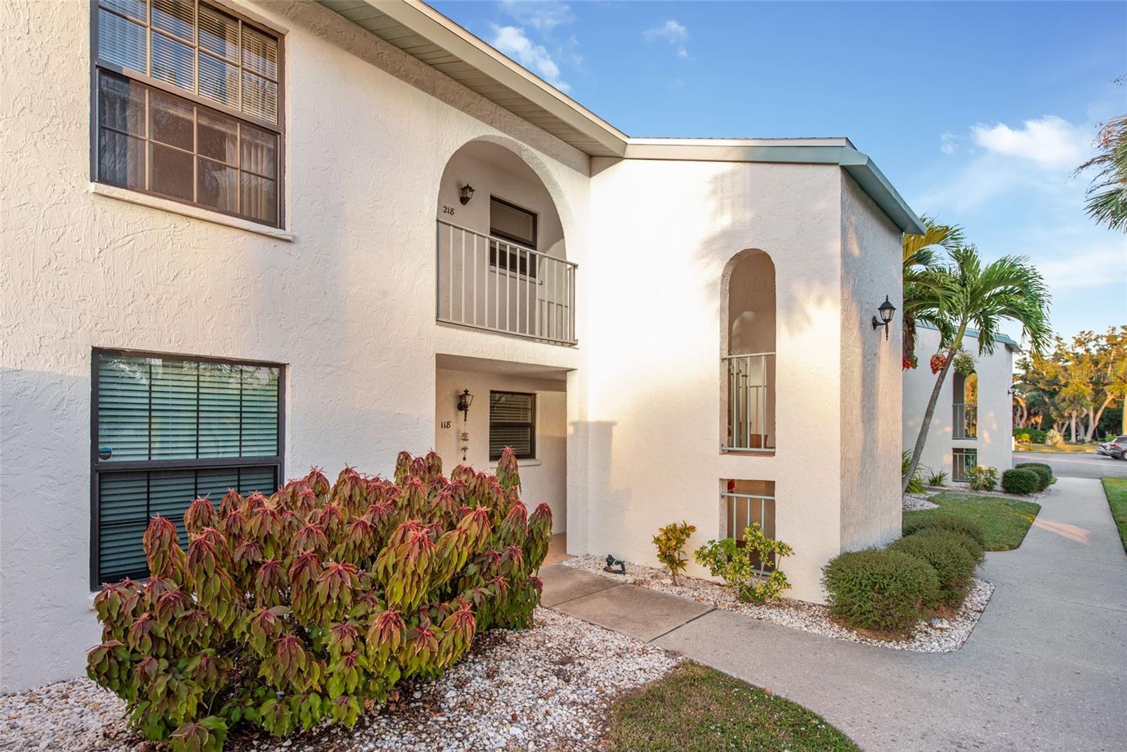 MANASOTA BEACH GRDS III - Residential