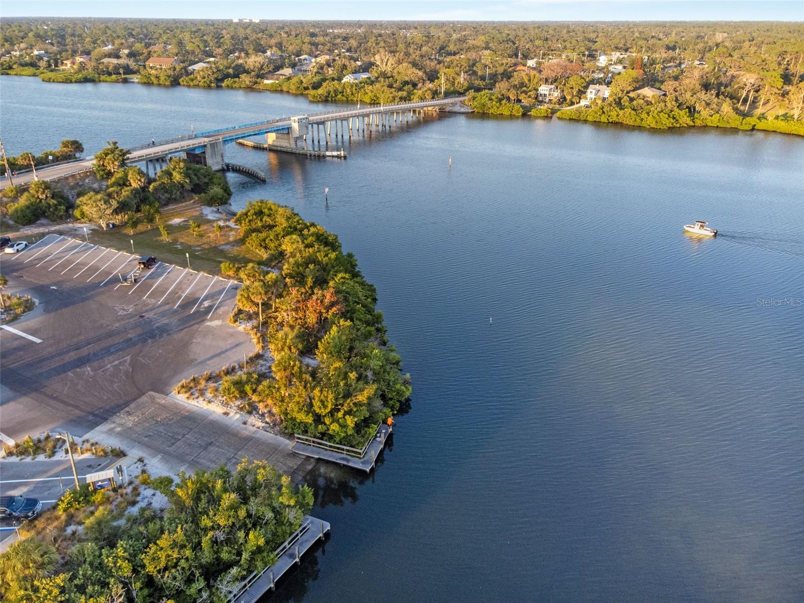 MANASOTA BEACH GRDS III - Residential