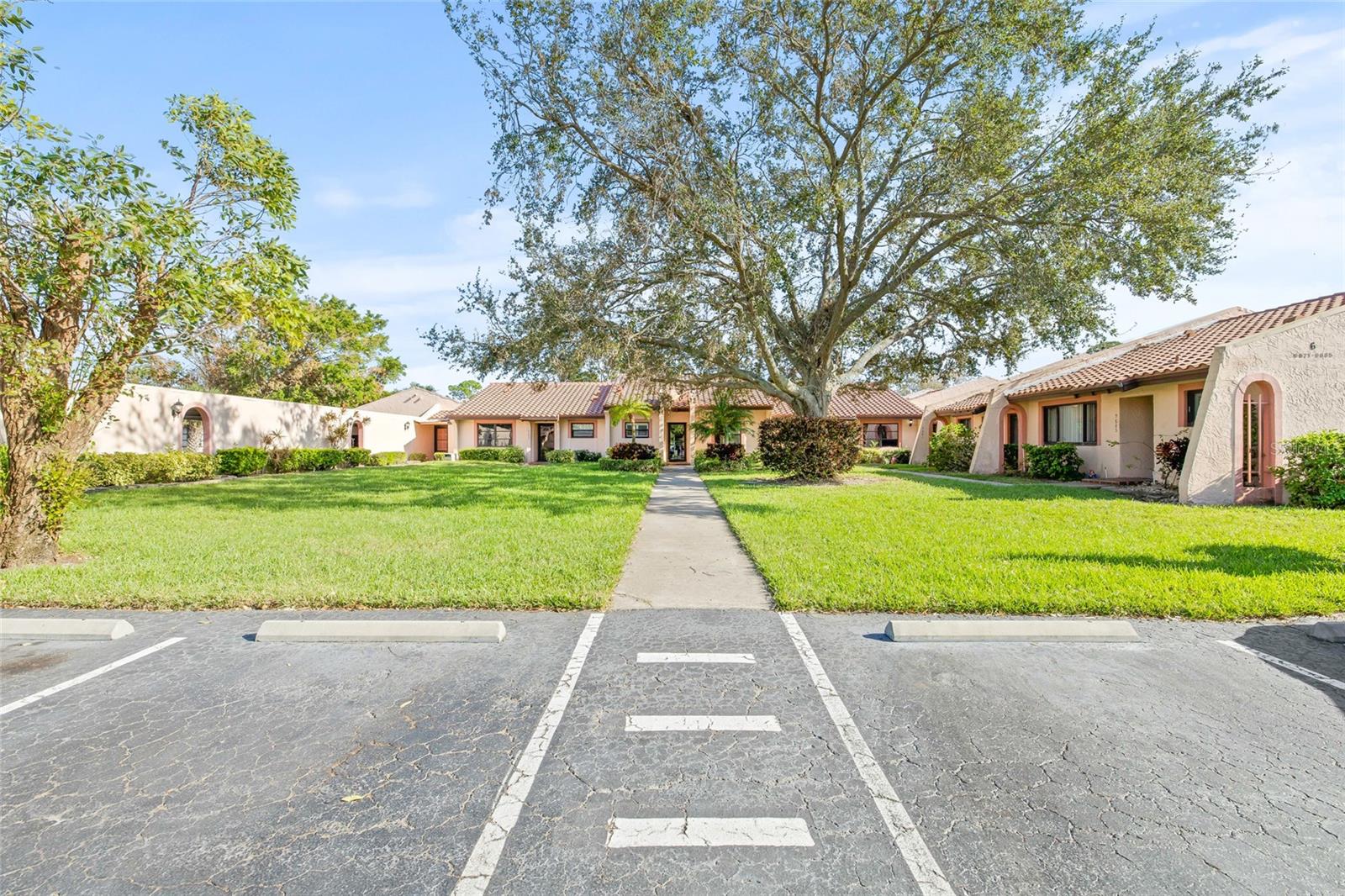 TIMBERWOODS CONDO - Residential Lease