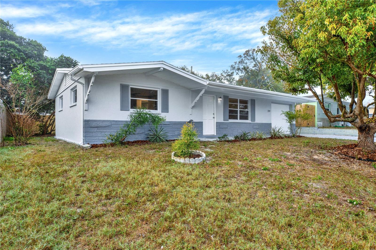 5200 DOVE DRIVE