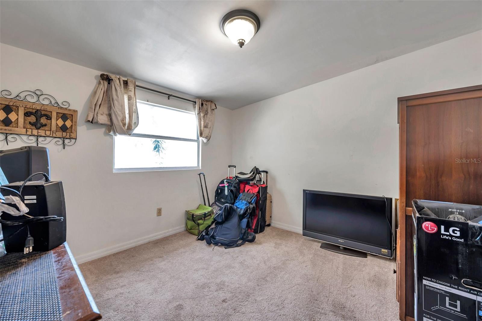 MICKEVICH SUB - Residential