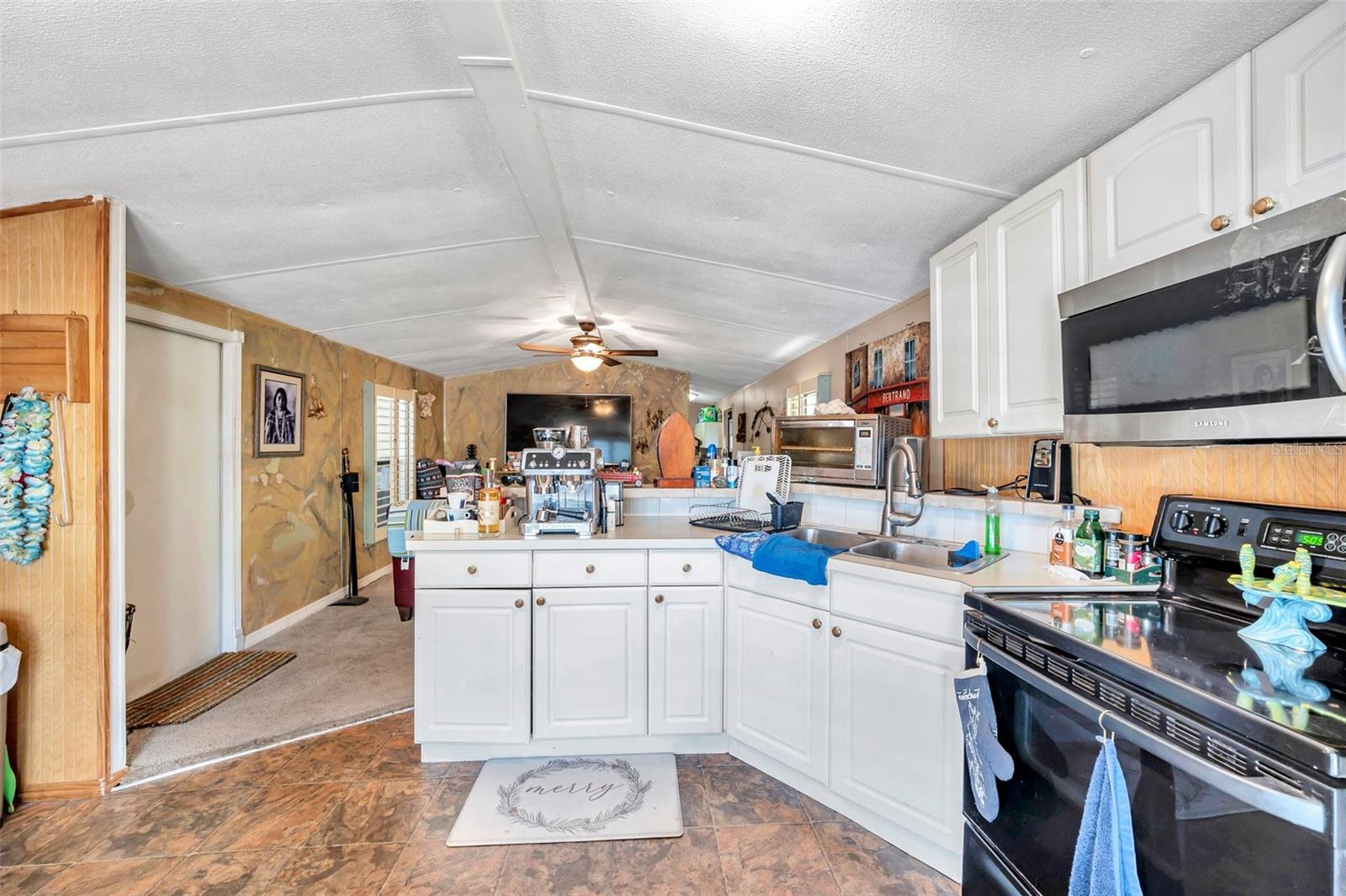 MICKEVICH SUB - Residential