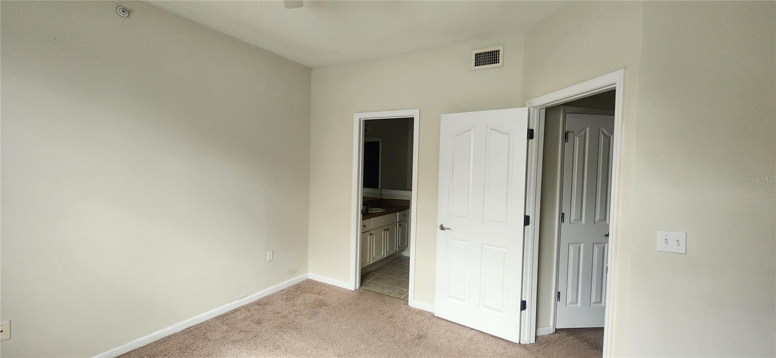 2046 ALTA MEADOWS LANE 1907