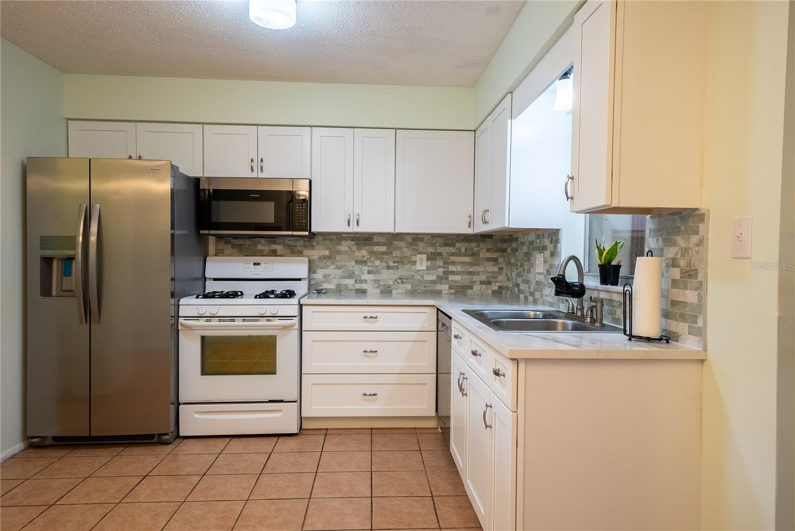 SPRINGWOOD VILLAS - Residential