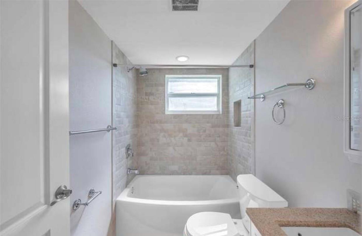 GREEN DOLPHIN PARK CONDO - Residential Lease