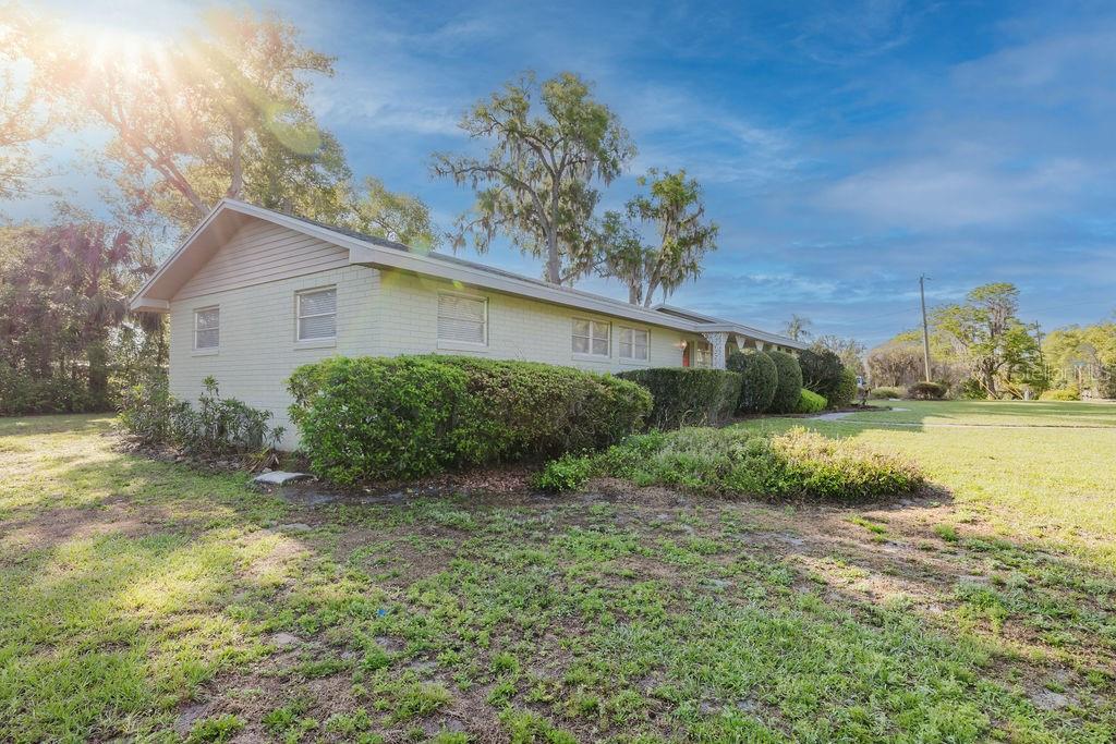 LASBURYS ADD SUNSET TERRACE - Residential