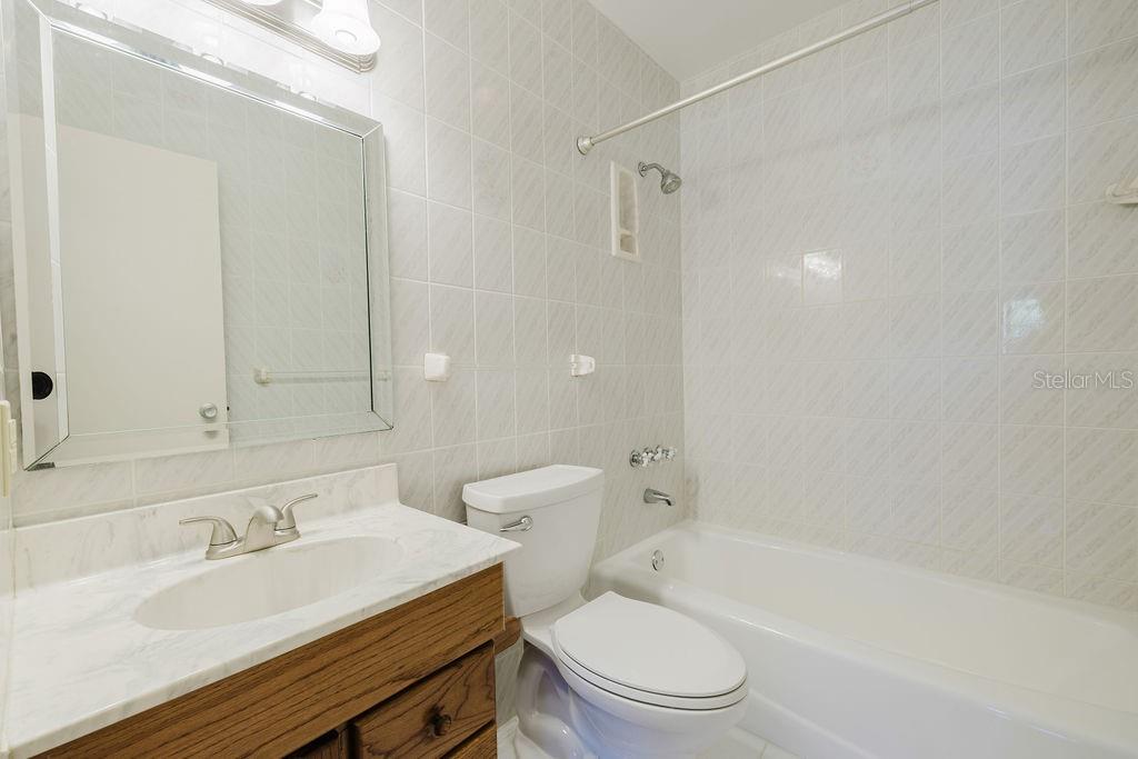 LASBURYS ADD SUNSET TERRACE - Residential