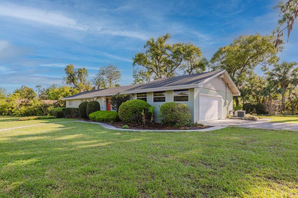 LASBURYS ADD SUNSET TERRACE - Residential