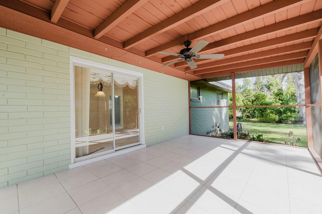 LASBURYS ADD SUNSET TERRACE - Residential