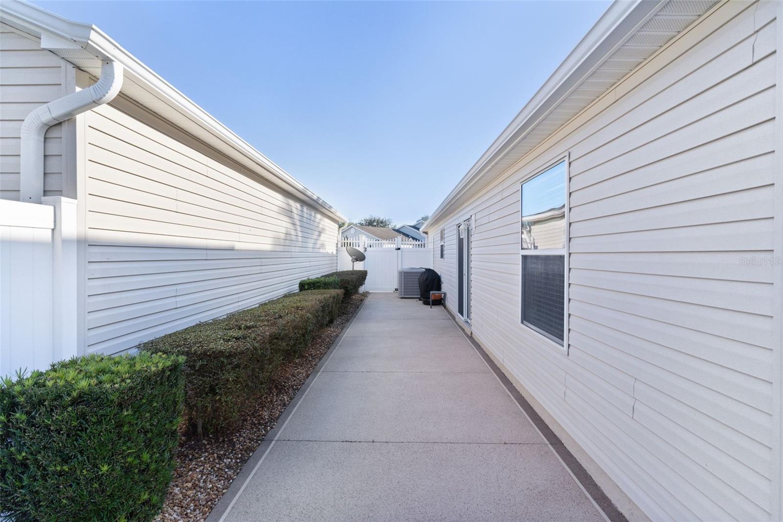 VILLAGES OF SUMTER BOXWOOD VILLAS - Residential