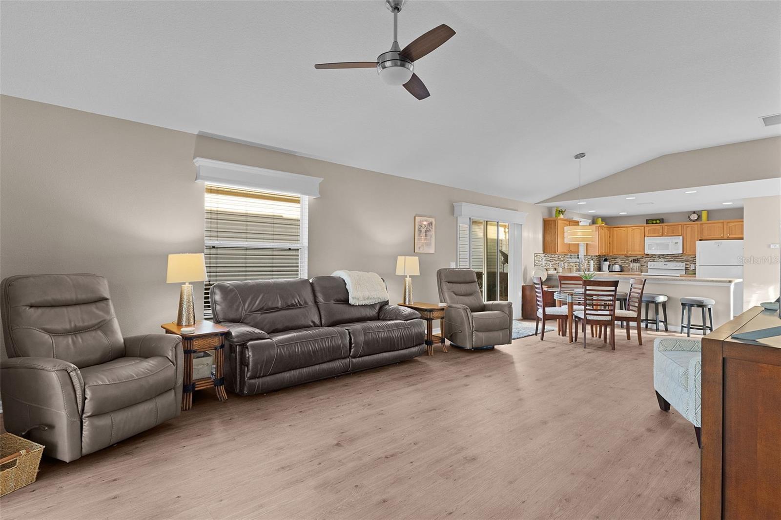 VILLAGES OF SUMTER BOXWOOD VILLAS - Residential