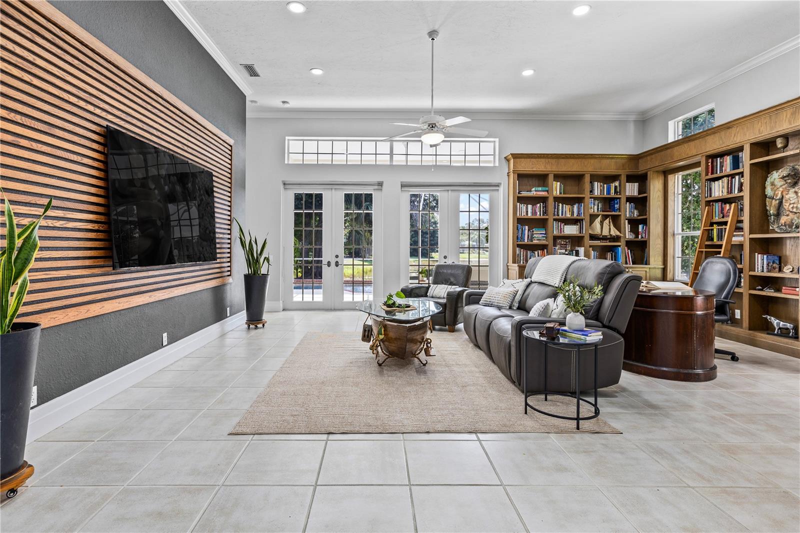 7105 VICTORIA CIRCLE