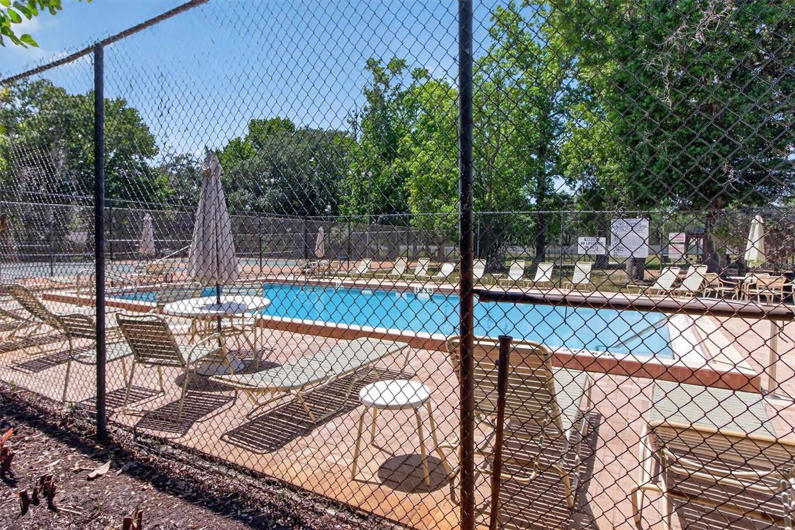 736 SUMMERLAND DRIVE