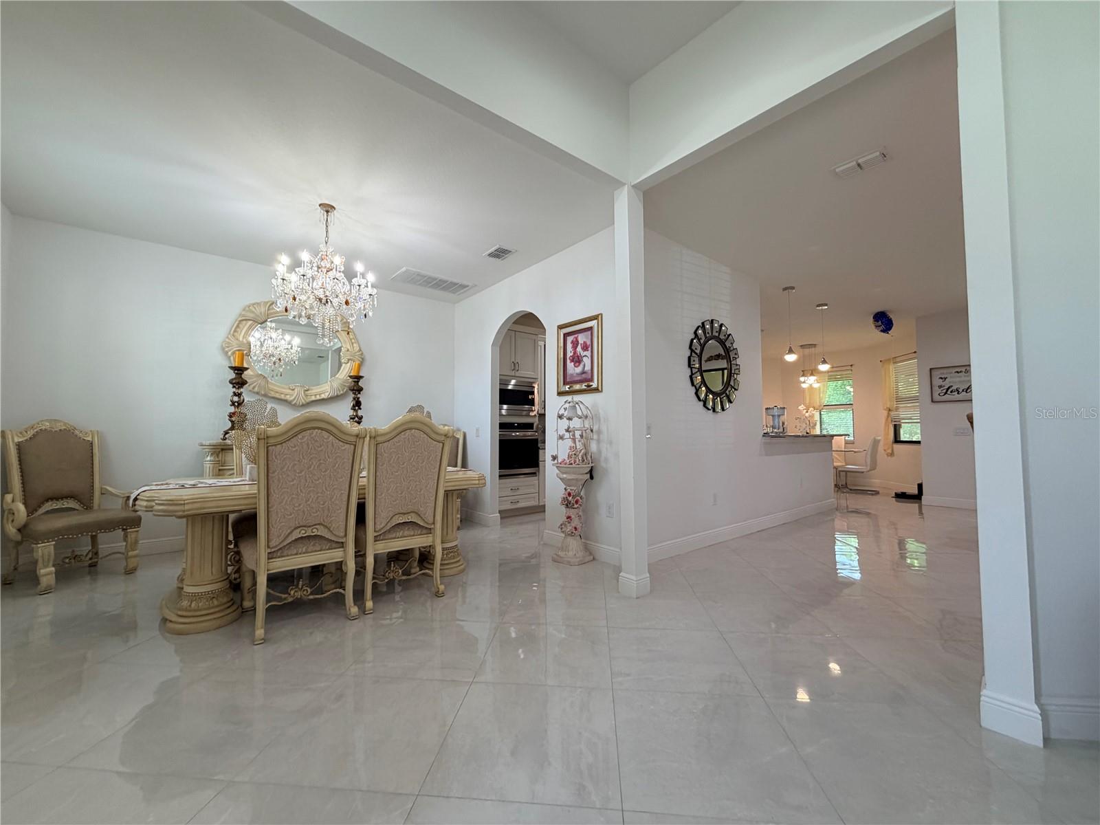 CREEKS XING EAST - Residential