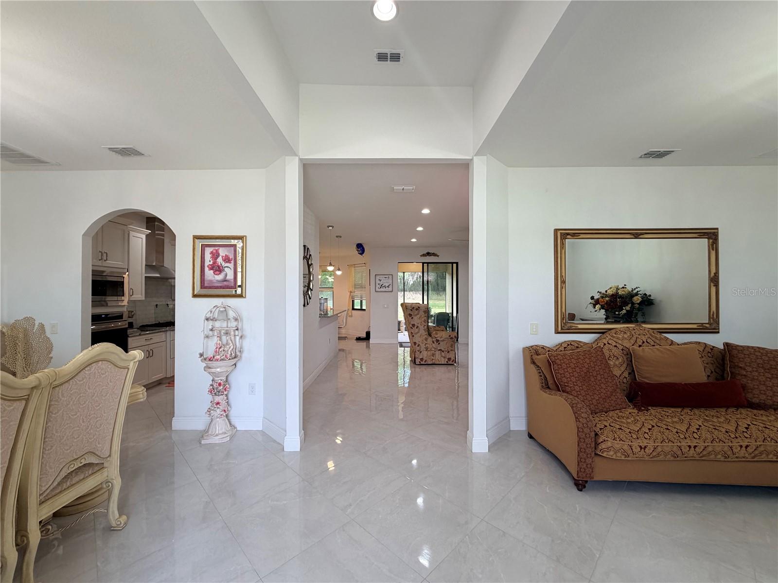 CREEKS XING EAST - Residential