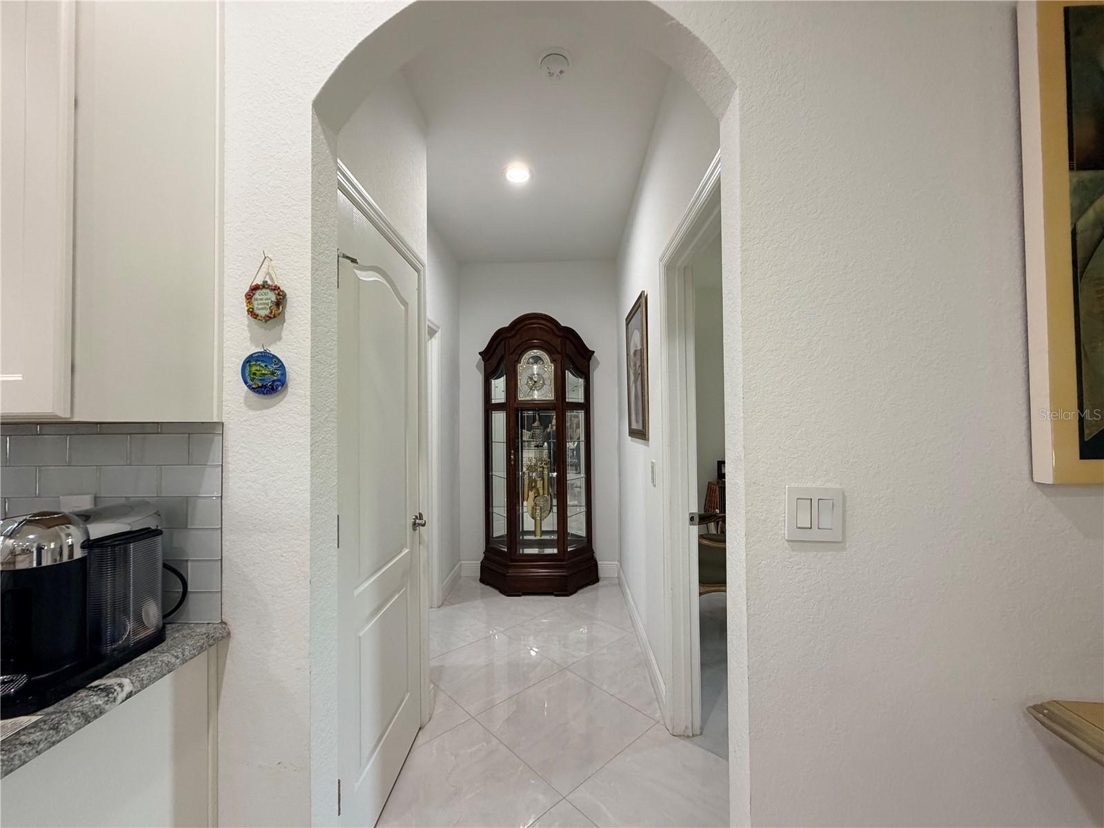 CREEKS XING EAST - Residential