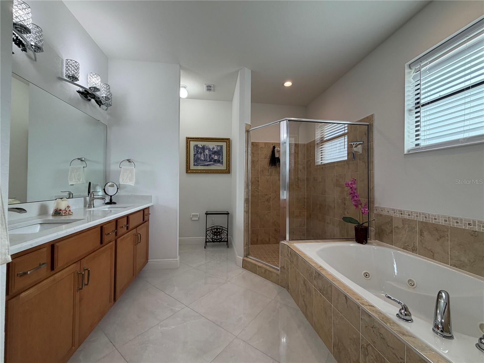 CREEKS XING EAST - Residential