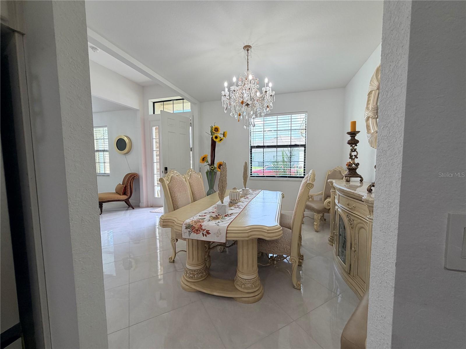 CREEKS XING EAST - Residential