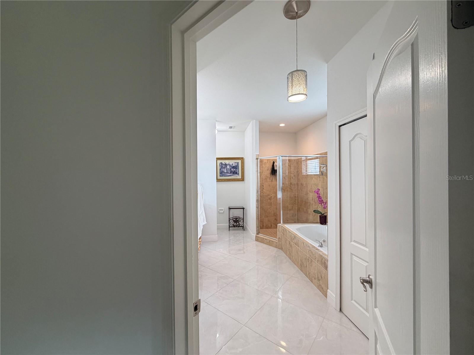 CREEKS XING EAST - Residential