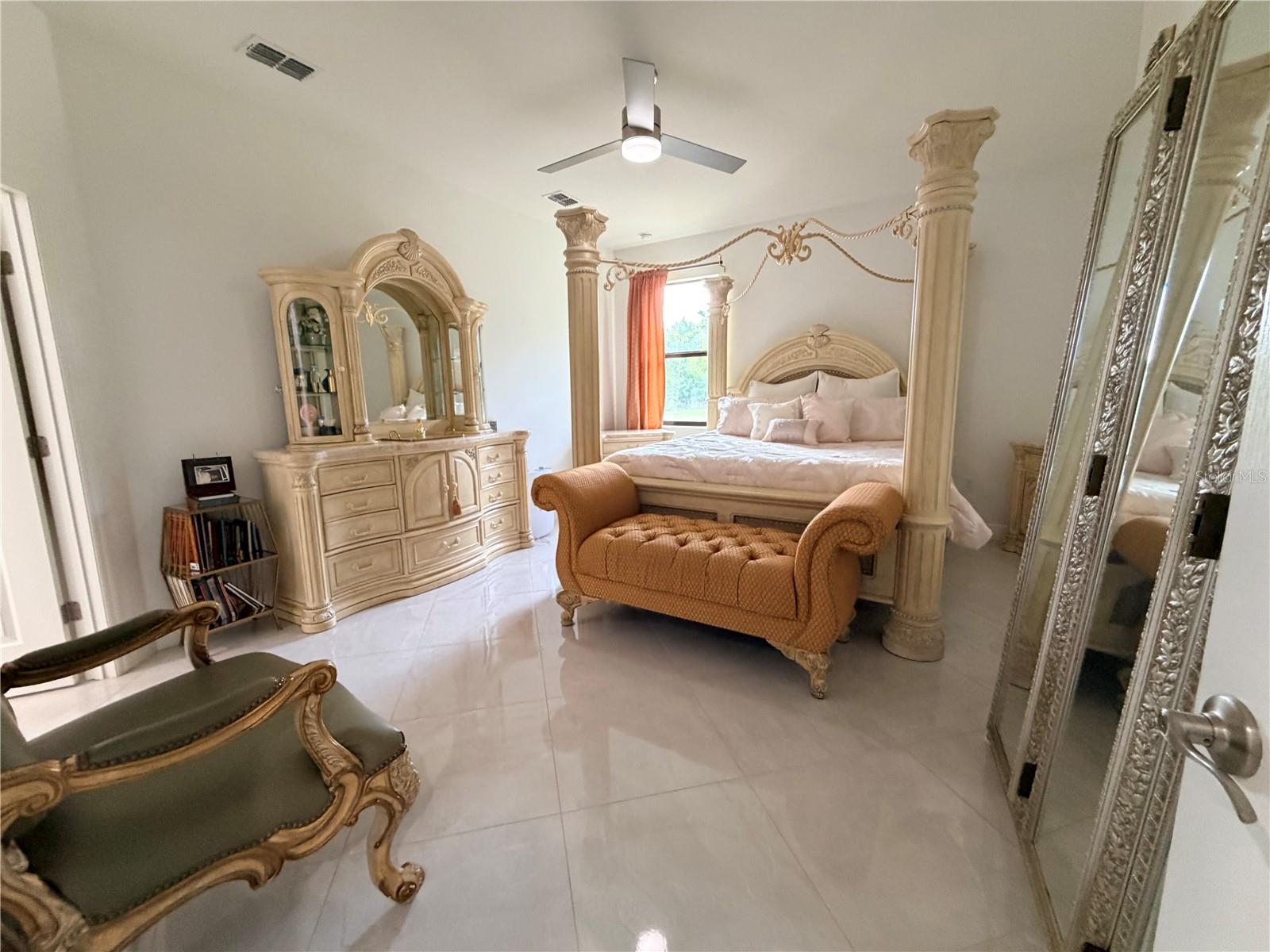 CREEKS XING EAST - Residential