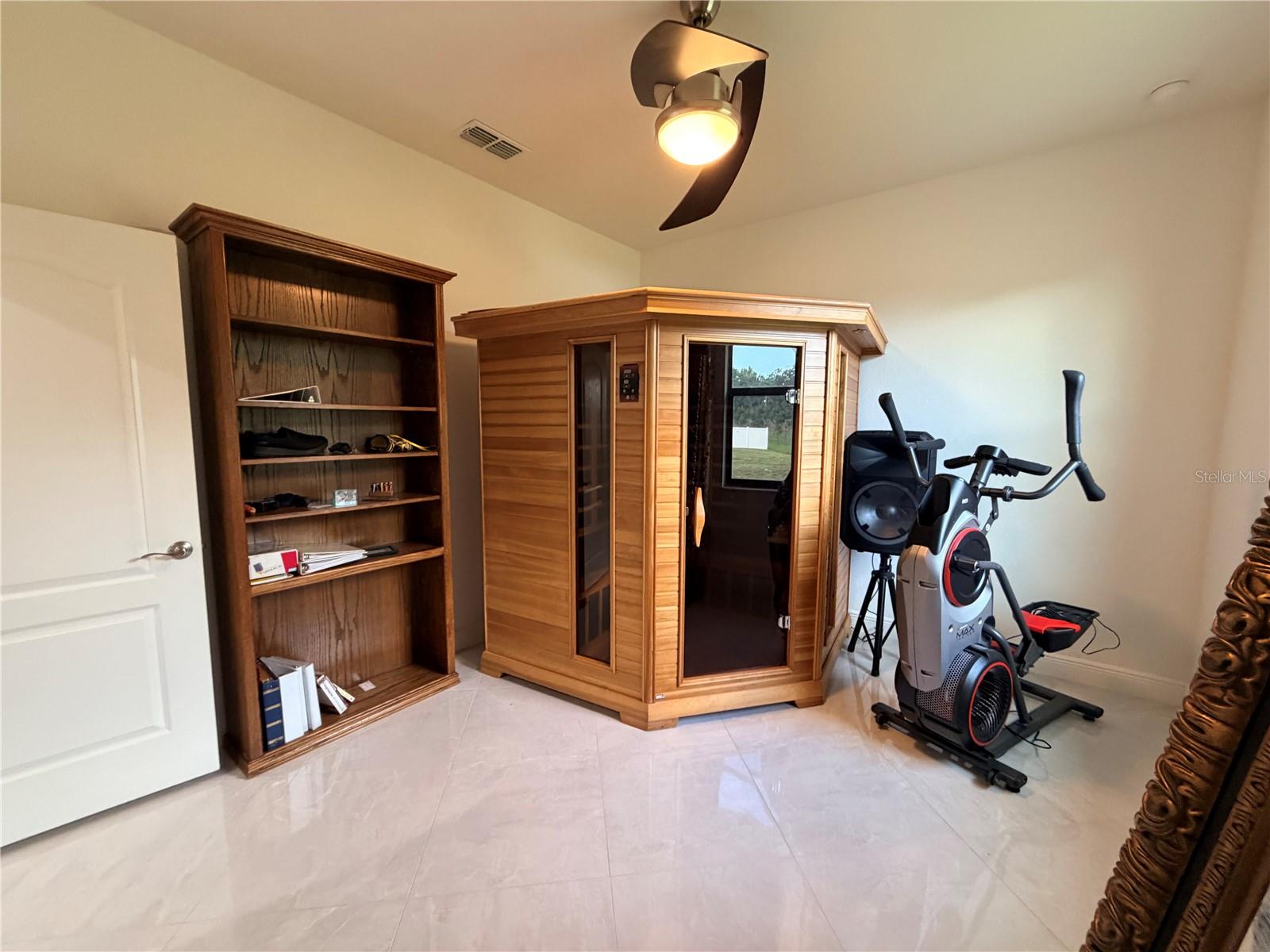 CREEKS XING EAST - Residential