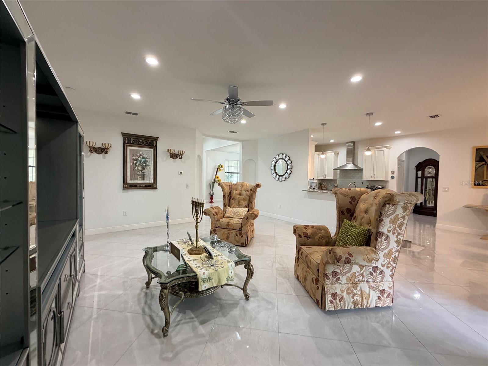 1876 CREEKS VISTA BOULEVARD