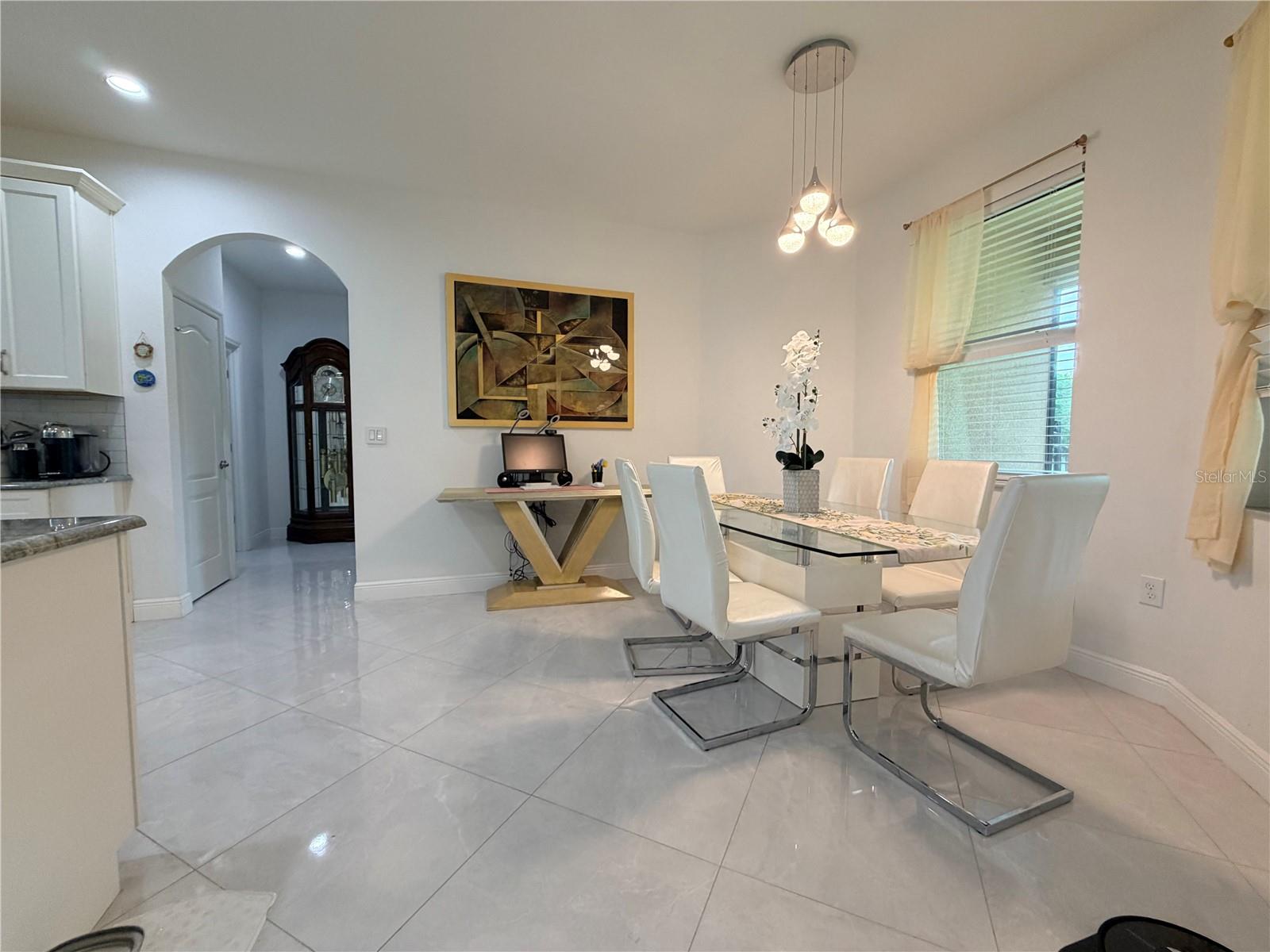 CREEKS XING EAST - Residential