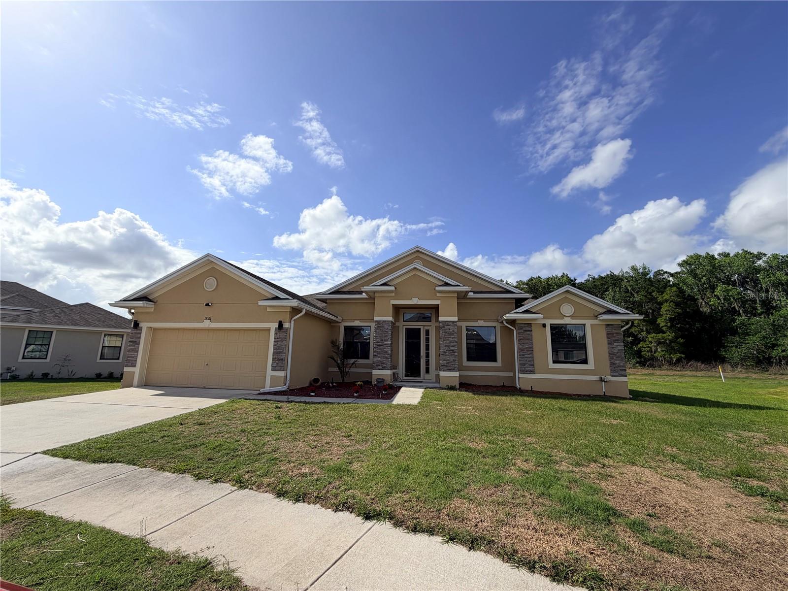 CREEKS XING EAST - Residential