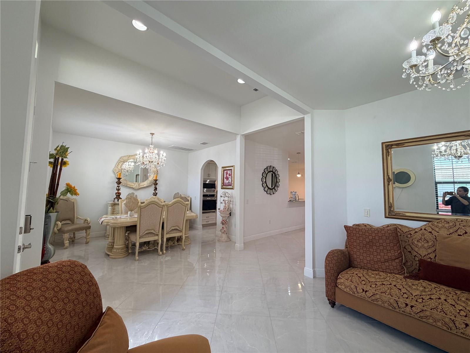 CREEKS XING EAST - Residential