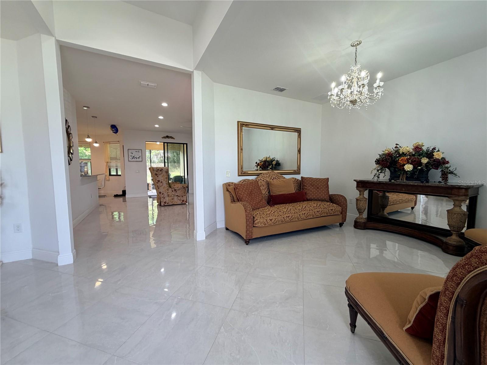 CREEKS XING EAST - Residential