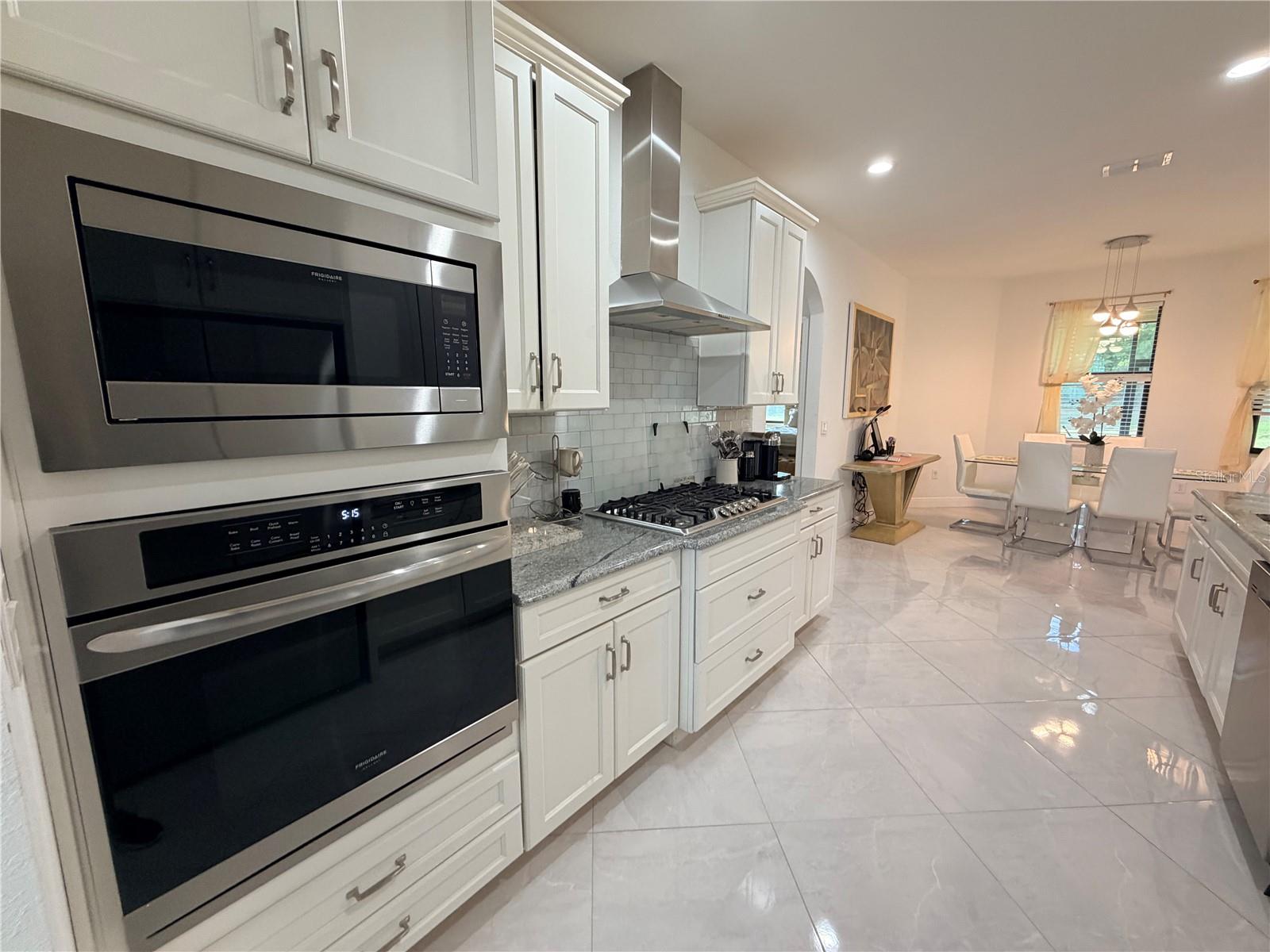 CREEKS XING EAST - Residential