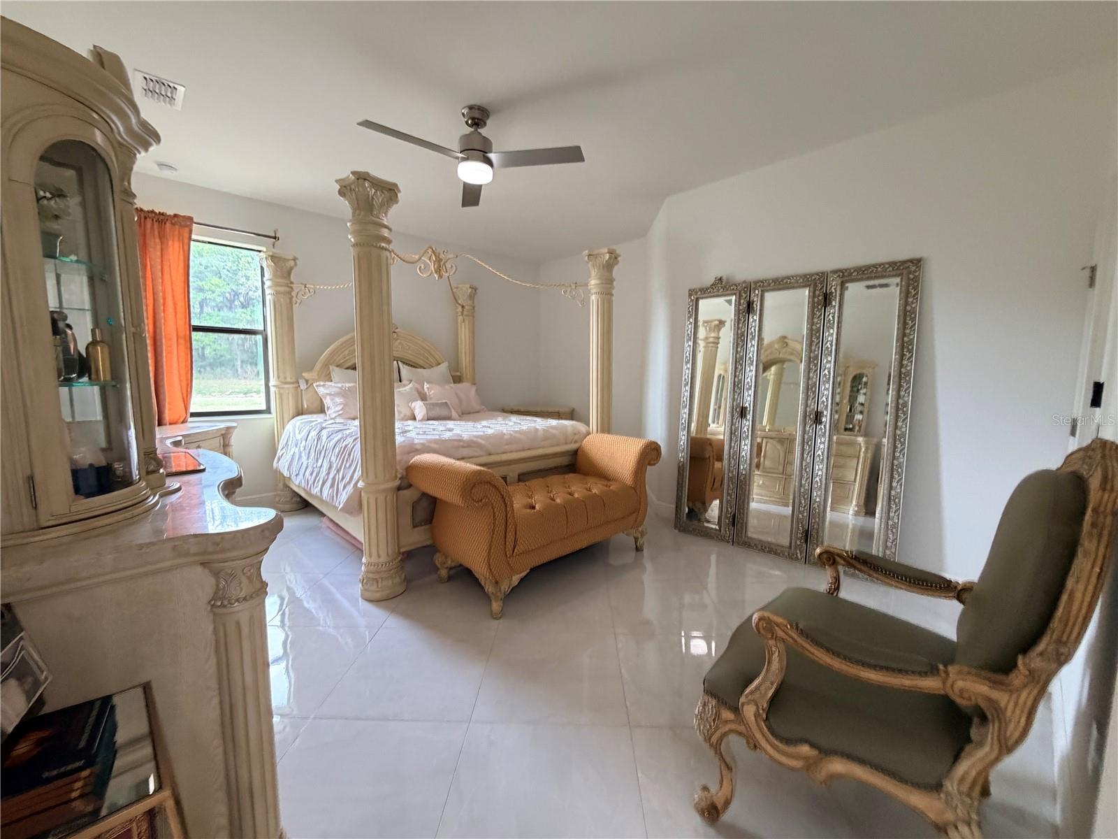 CREEKS XING EAST - Residential