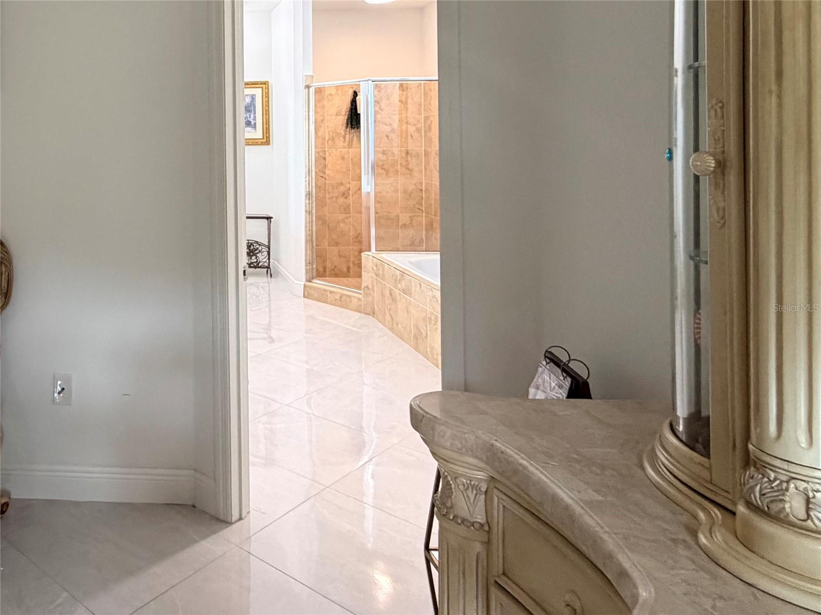 CREEKS XING EAST - Residential